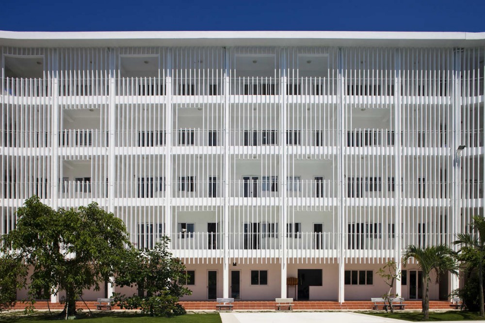 Binh Duong School / Vo Trong Nghia + Shunri Nishizawa + Daisuke Sanuki
