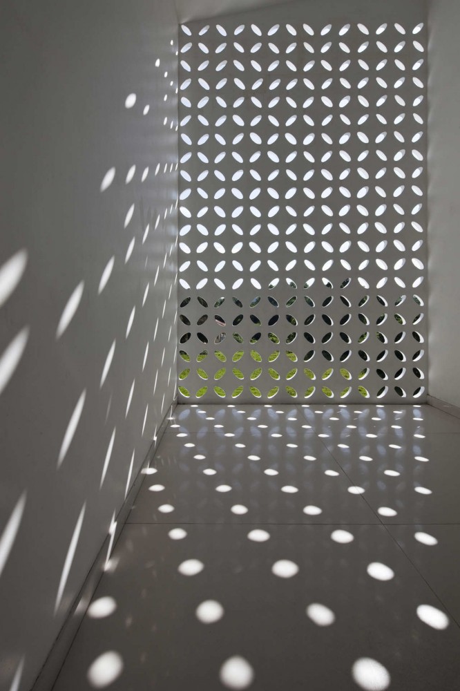 Binh Duong School / Vo Trong Nghia + Shunri Nishizawa + Daisuke Sanuki