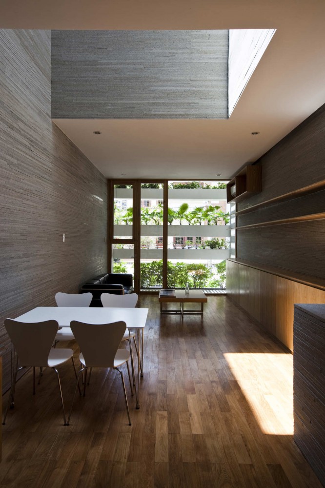 Stacking green / Vo Trong Nghia + Daisuke Sanuki + Shunri Nishizawa