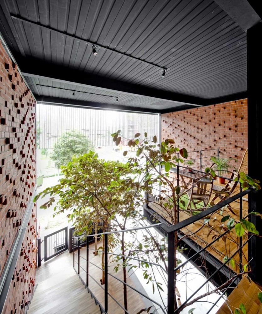 36 BTrd / DP Architects