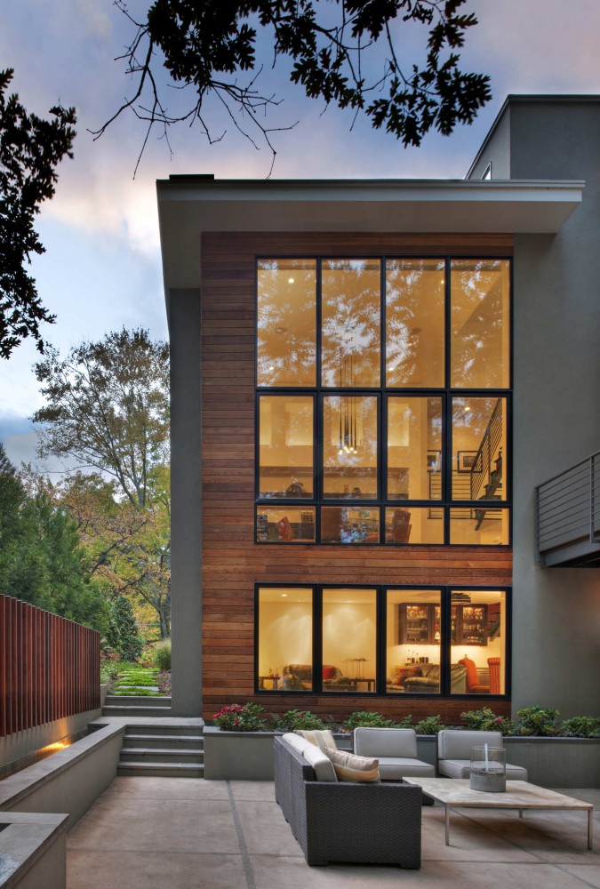 Lakefront Residence / Moore Architects