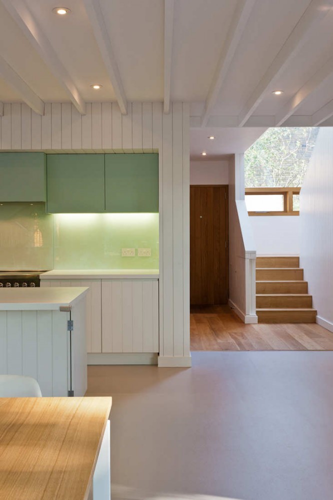Flint House / Nick Willson Architects