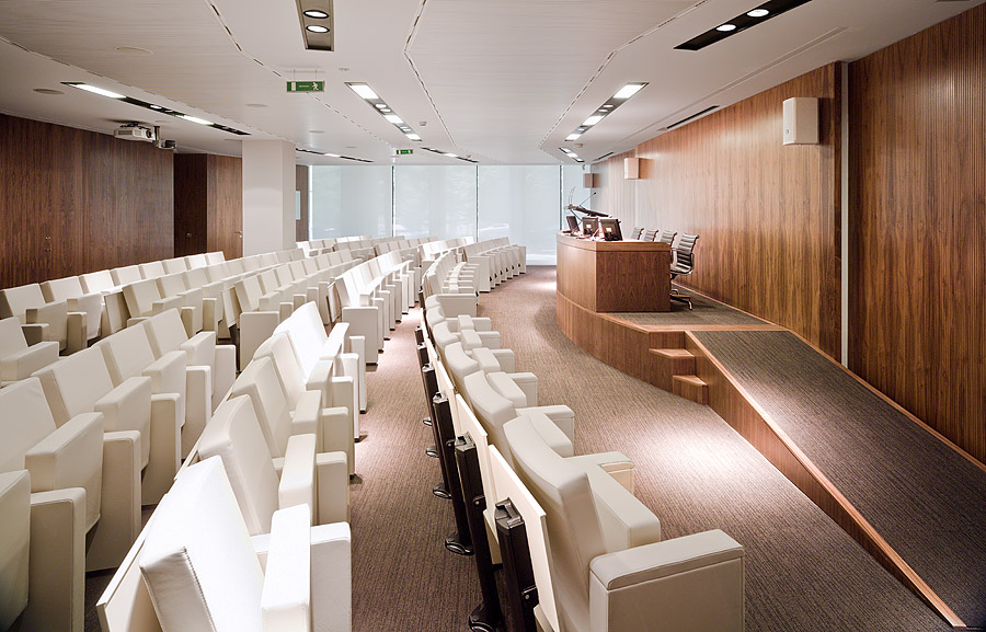 New Headquarters Of J&A Garrigues / EDDEA