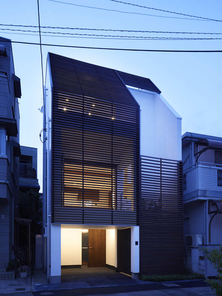 IS / Yo Yamagata Architects