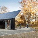 Mirror House / MLRP Mirror House / MLRP © Laura Stamer