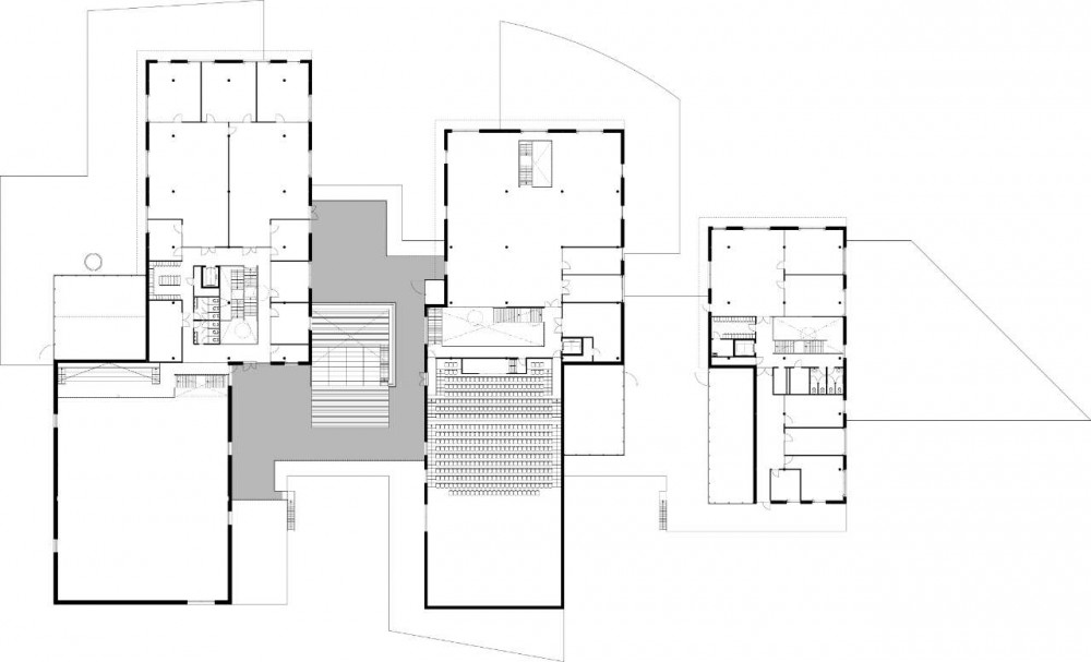 Multifunctional Building / BDG Architects
