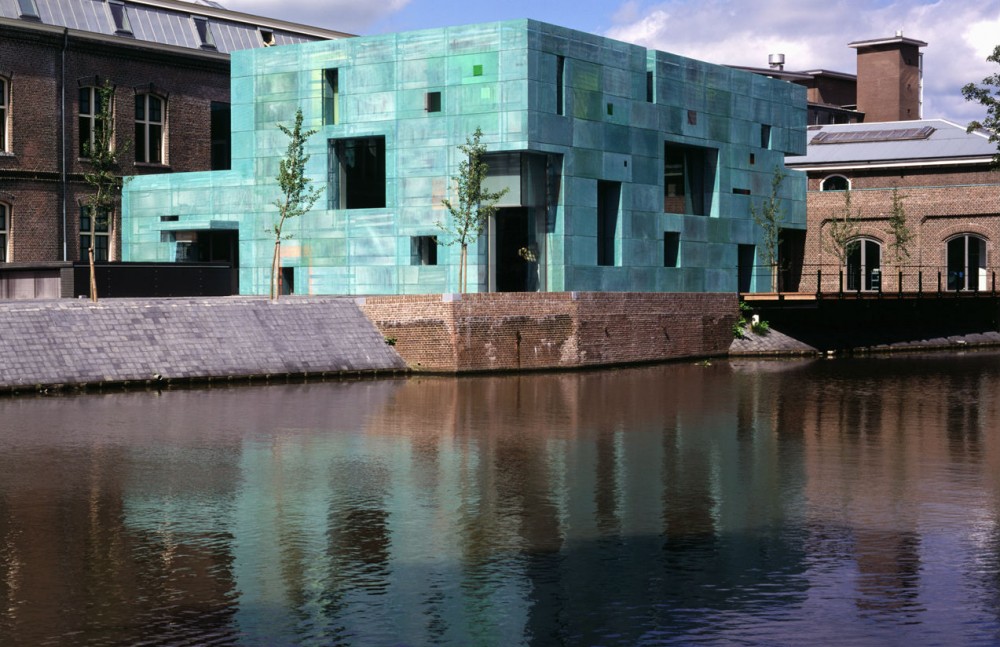 Flashback: Sarphatistraat Offices / Steven Holl Architects