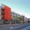 Santa Monica Parking Garage / Brooks & Scarpa Santa Monica Parking Garage / Brooks & Scarpa © John Edward Linden