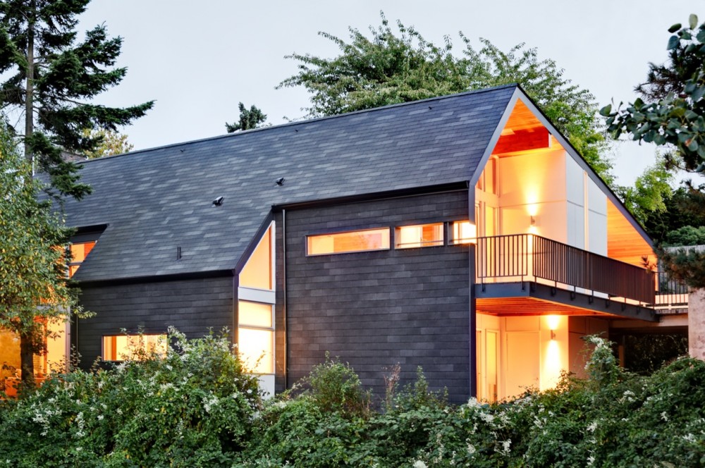 Queen Anne Mid-Modern / Coop15 Architecture