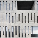 Administration Building of the North Shanghai Gas Company in Jiading / Atelier Deshaus (10)