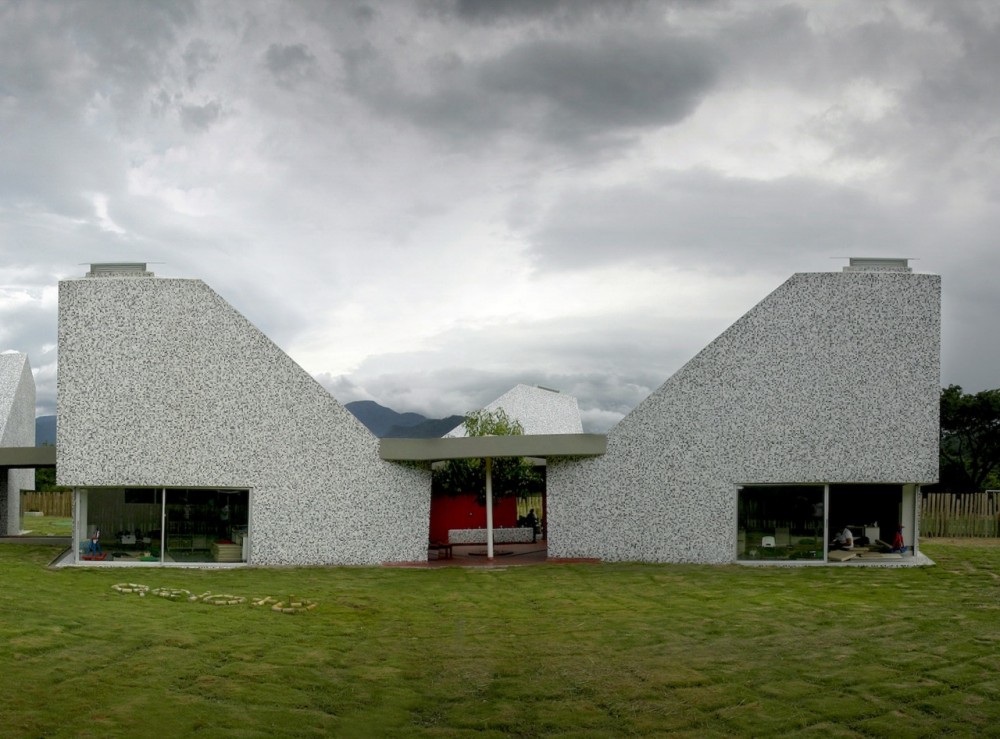Timayui Kindergarten / Giancarlo Mazzanti