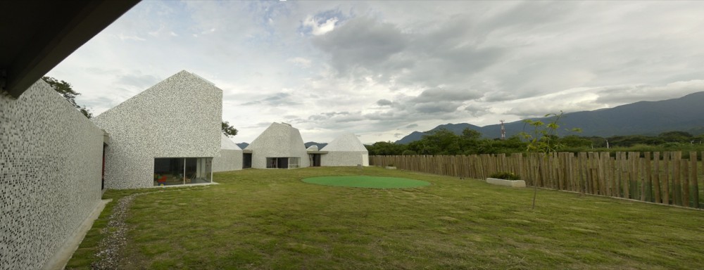 Timayui Kindergarten / Giancarlo Mazzanti