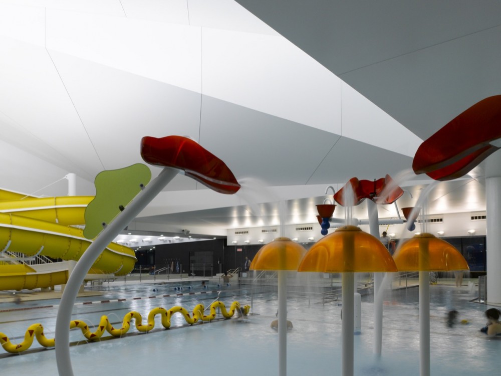 St-Hyacinthe Aquatic Centre / ACDF* (9) © James Brittain