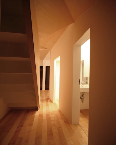 New Kyoto Town House / Alphaville Architects (15)