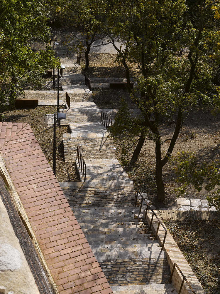 Revitalization Of The Crucifix Bastion / MCA atelier