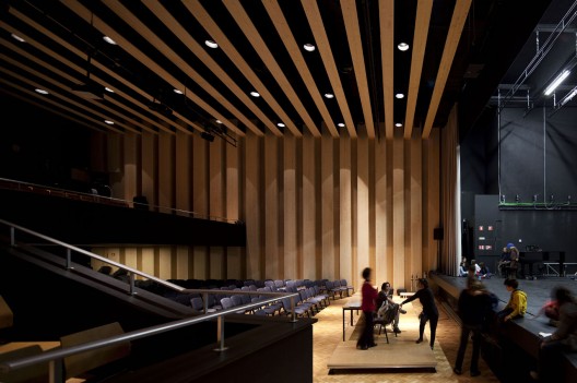 Renovation And Extension Of The German School In Lisbon / JLCG Arquitectos (3)