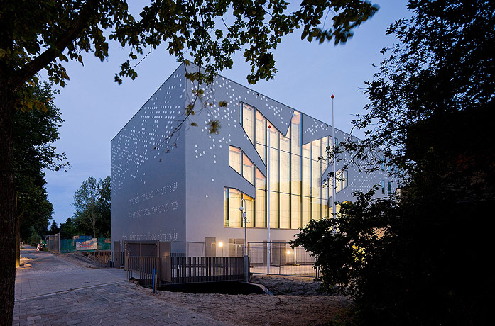 Synagogue / SeARCH