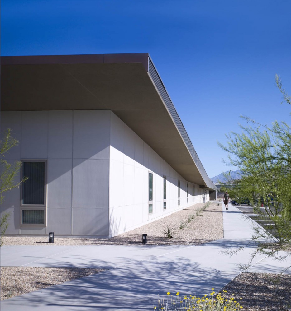 Rosa Gardens / Brooks & Scarpa