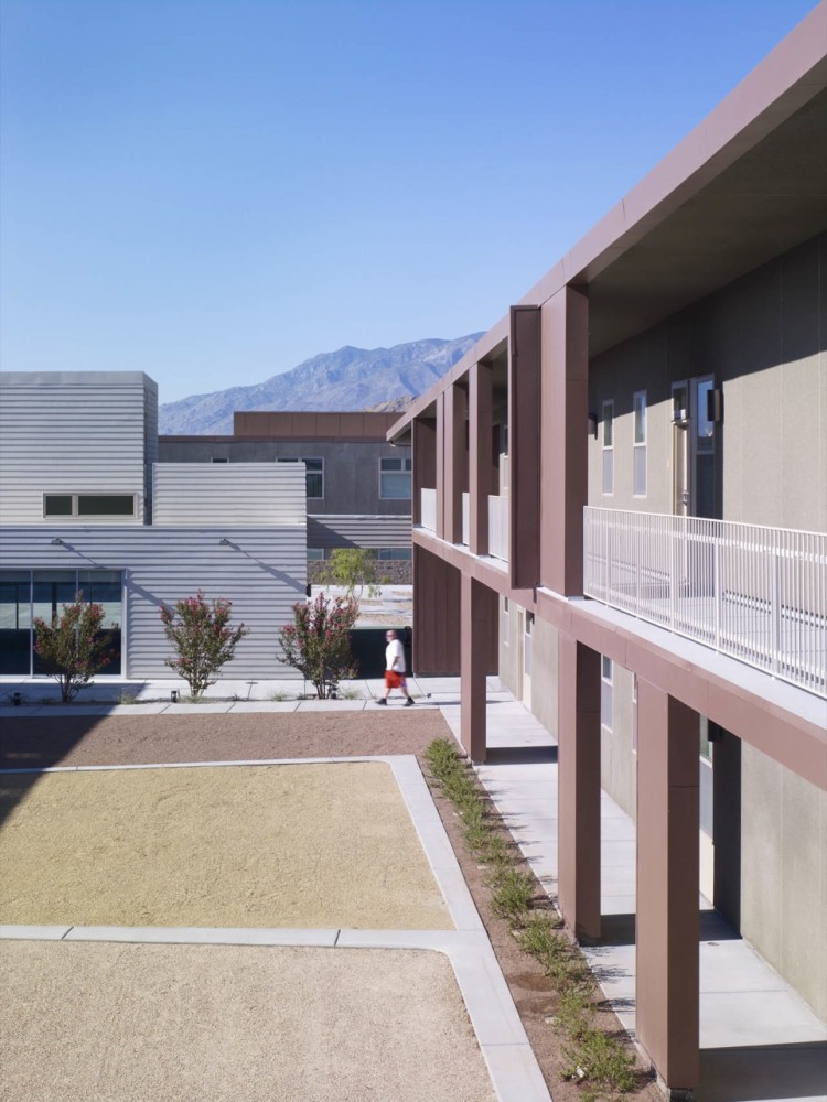 Rosa Gardens / Brooks & Scarpa