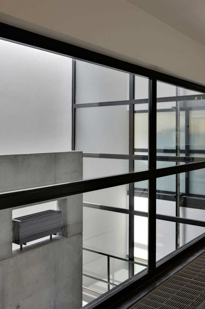 Flashback: AZL Pension Fund Headquarters / Wiel Arets Architects