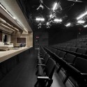 Theatre La Licorne / FABG (7) Theatre La Licorne / FABG (7) © Steve Montpetit