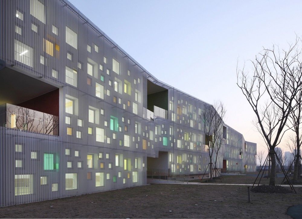 Kindergarten of Jiading New Town / Atelier Deshaus