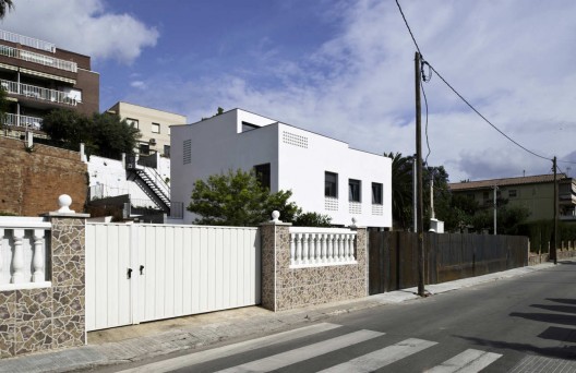 Two Semi-detached Houses In Barcelona / CAVAA Arquitectes (20)