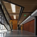 Maier Hall / Schacht Aslani Architects (11) Maier Hall / Schacht Aslani Architects (11) © Doug Scott