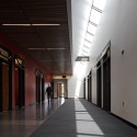 Maier Hall / Schacht Aslani Architects (9) Maier Hall / Schacht Aslani Architects (9) © Doug Scott
