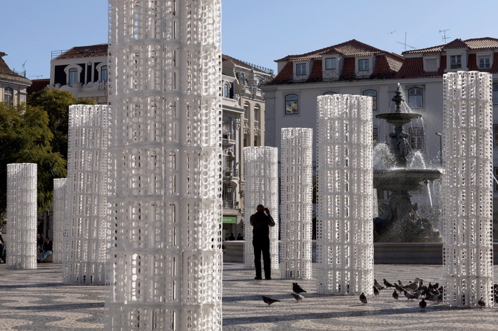 'Frozen Trees' Installation (9) © FG+SG Architectural Photography