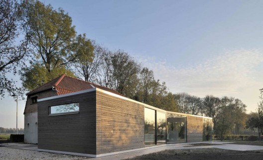 Farm House In Dutch Betuwe / reSET architecture