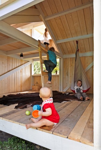 Playhouse (6)
