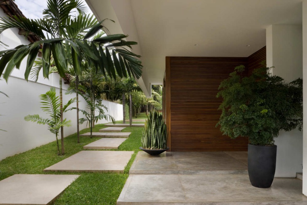 House 13 / Atria Arquitetos