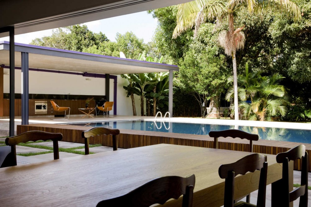 House 8 / Atria Arquitetos