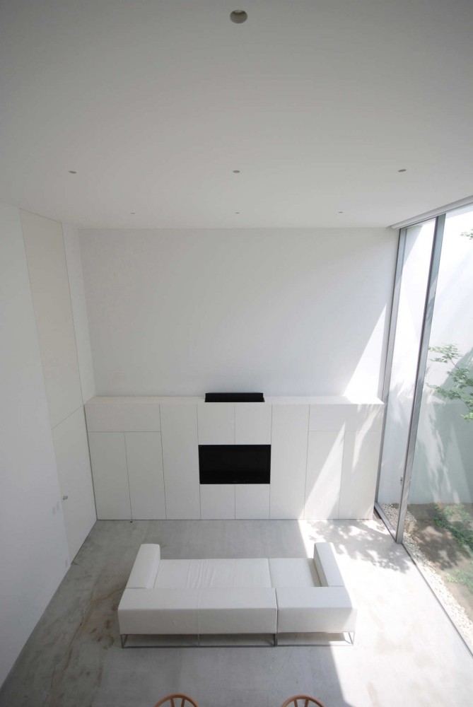 Cube Court House / Shinichi Ogawa & Associates