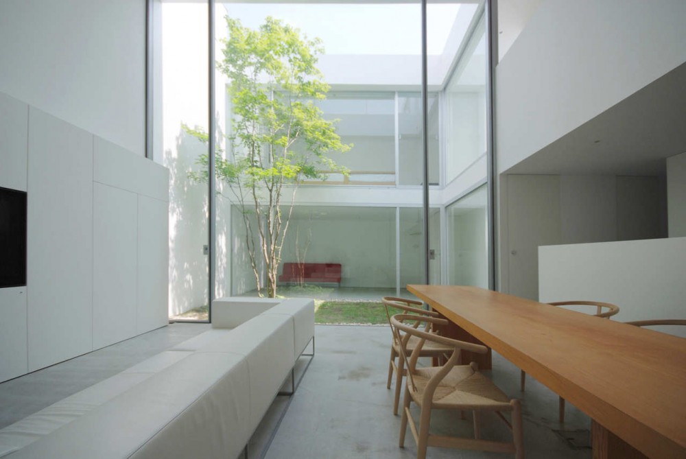 Cube Court House / Shinichi Ogawa & Associates