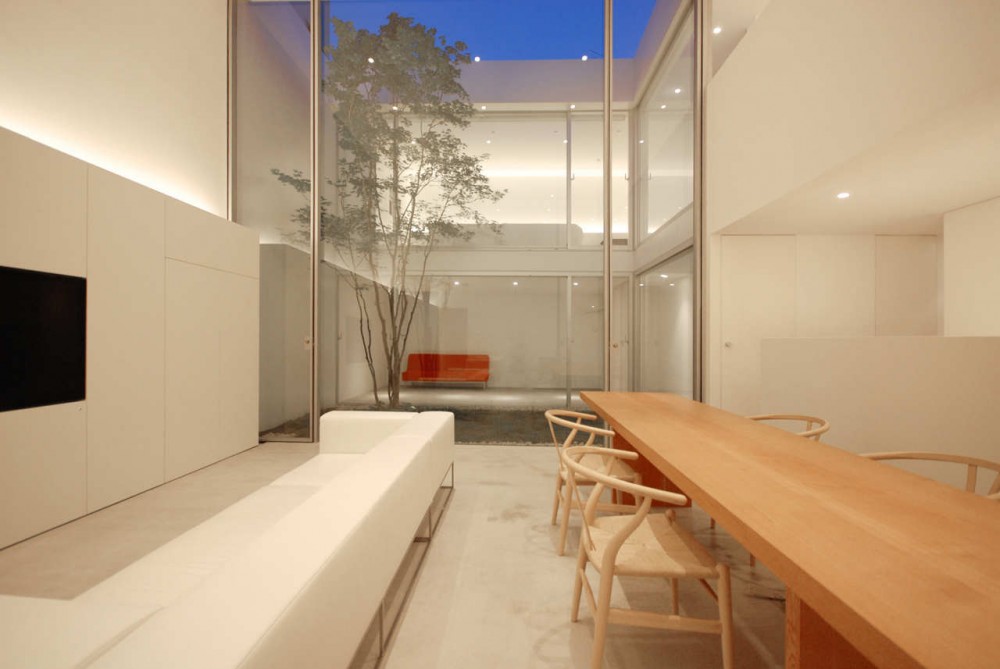 Cube Court House / Shinichi Ogawa & Associates