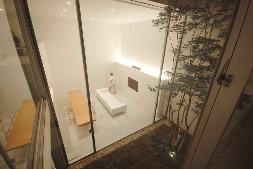 Cube Court House / Shinichi Ogawa & Associates