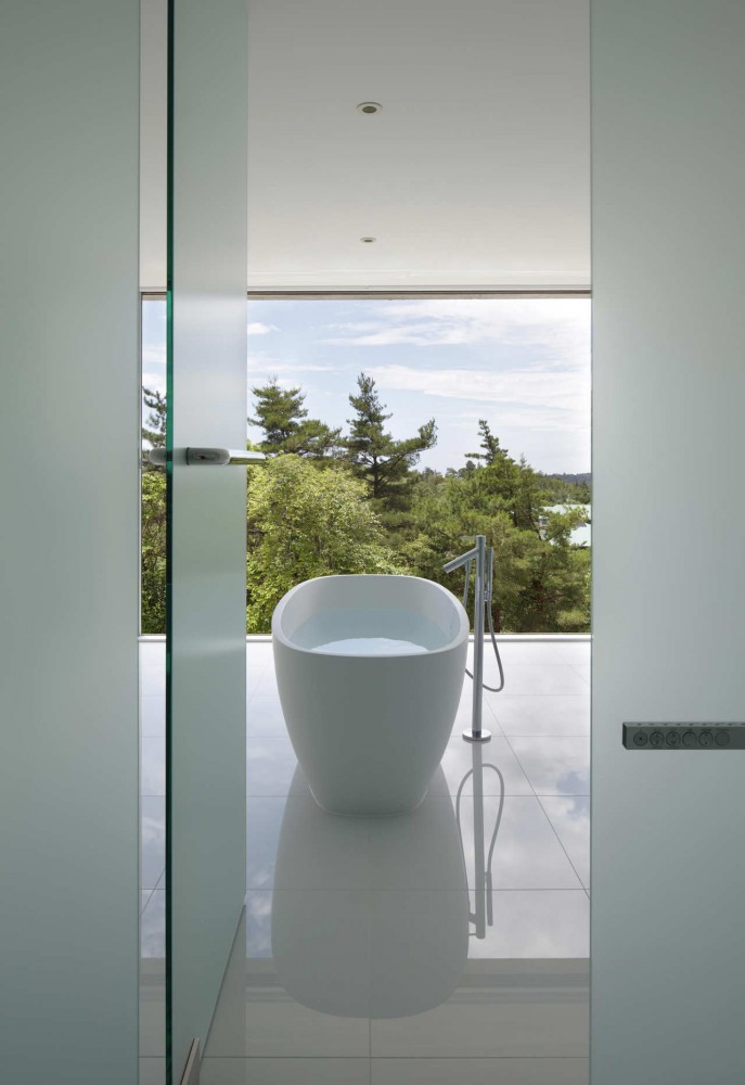 Forest View House / Shinichi Ogawa & Associates