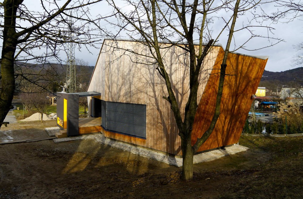 Weekend House / Pokorny Architekti