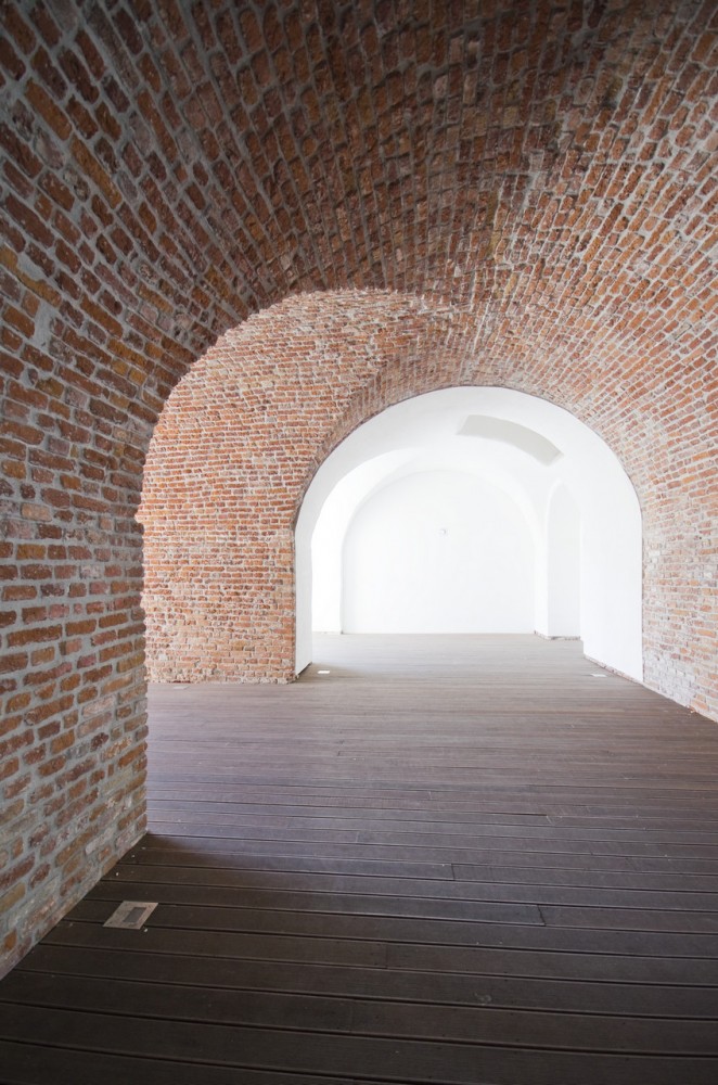 Theresia Bastion / ARCHAEUS