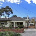 Refurbishment In Melbourne / Marc Dixon Refurbishment In Melbourne / Marc Dixon © Kevin Hui