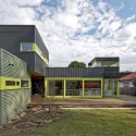Refurbishment In Melbourne / Marc Dixon Refurbishment In Melbourne / Marc Dixon © Kevin Hui