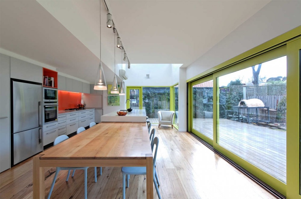 Refurbishment In Melbourne / Marc Dixon