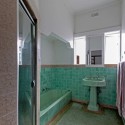 Refurbishment In Melbourne / Marc Dixon Refurbishment In Melbourne / Marc Dixon © Kevin Hui