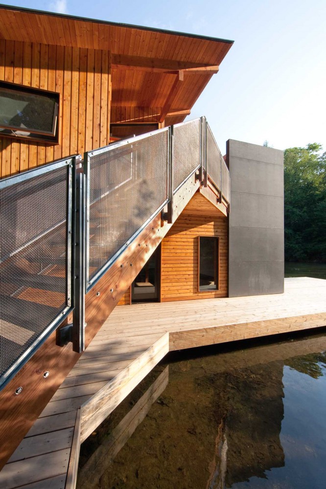 Muskoka Boathouse / Christopher Simmonds Architect