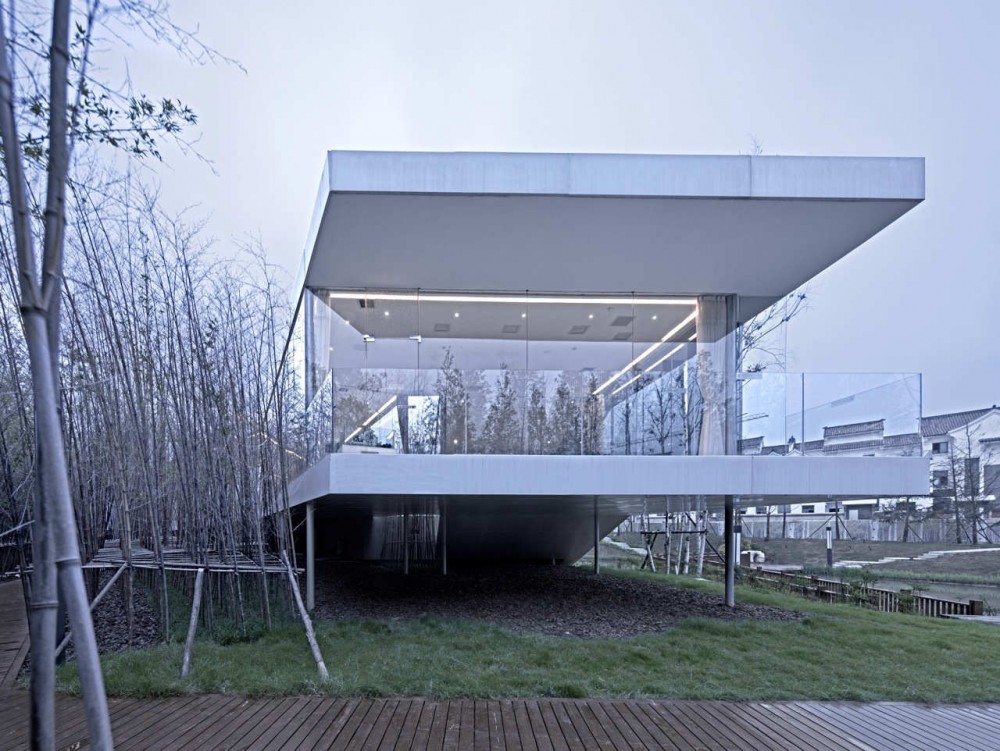 Riverside Clubhouse / TAO