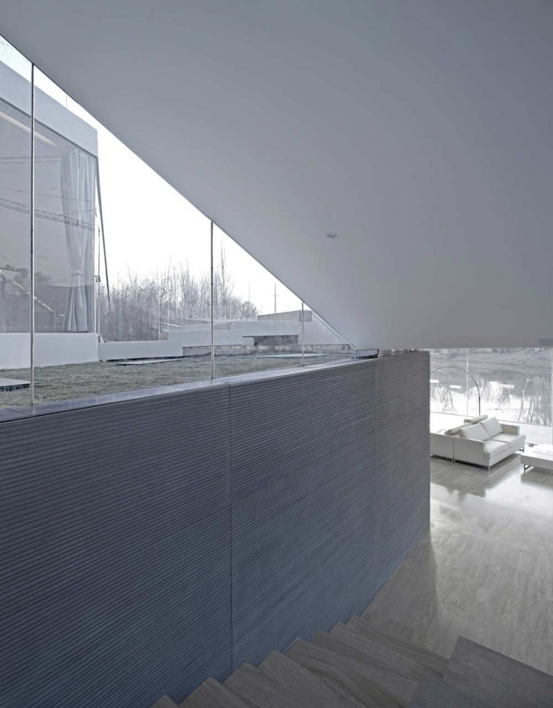 Riverside Clubhouse / TAO