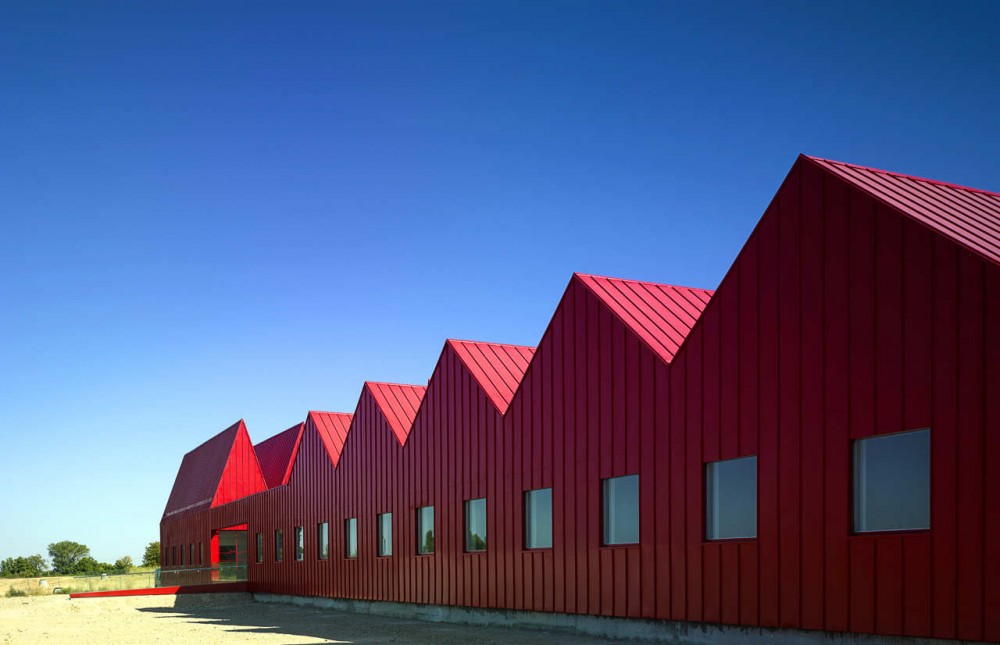 Yound Disabled Moduls And Workshop Pavillions / g.bang architecture © Jesús Granada