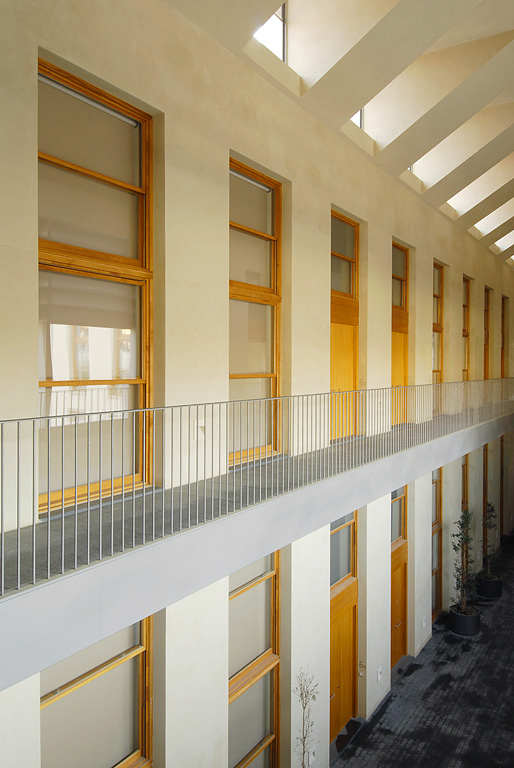 Sabadell Housing Renovation / Cruz y Ortiz Arquitectos